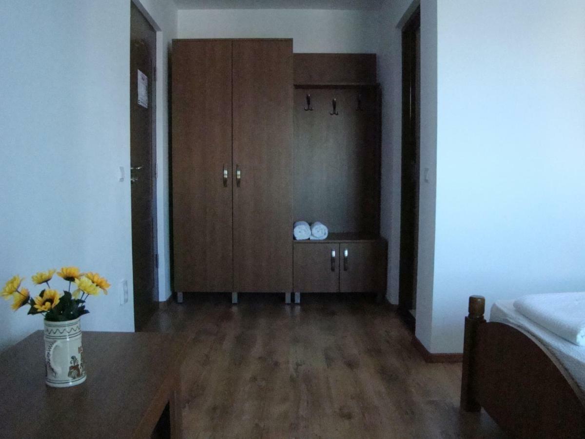 ホテル Casa Hora スチャヴァ エクステリア 写真